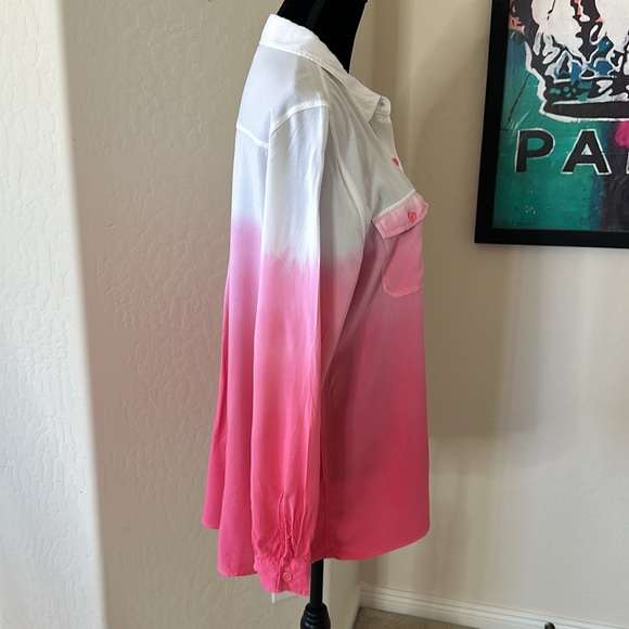 Super Cute Faded Glory Pink & White Ombre Button Down Shirt Size Large (12-14) - Picture 4 of 9